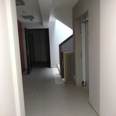 Pixel White Apartment *