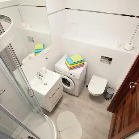 Pixel White Apartment Wroclaw